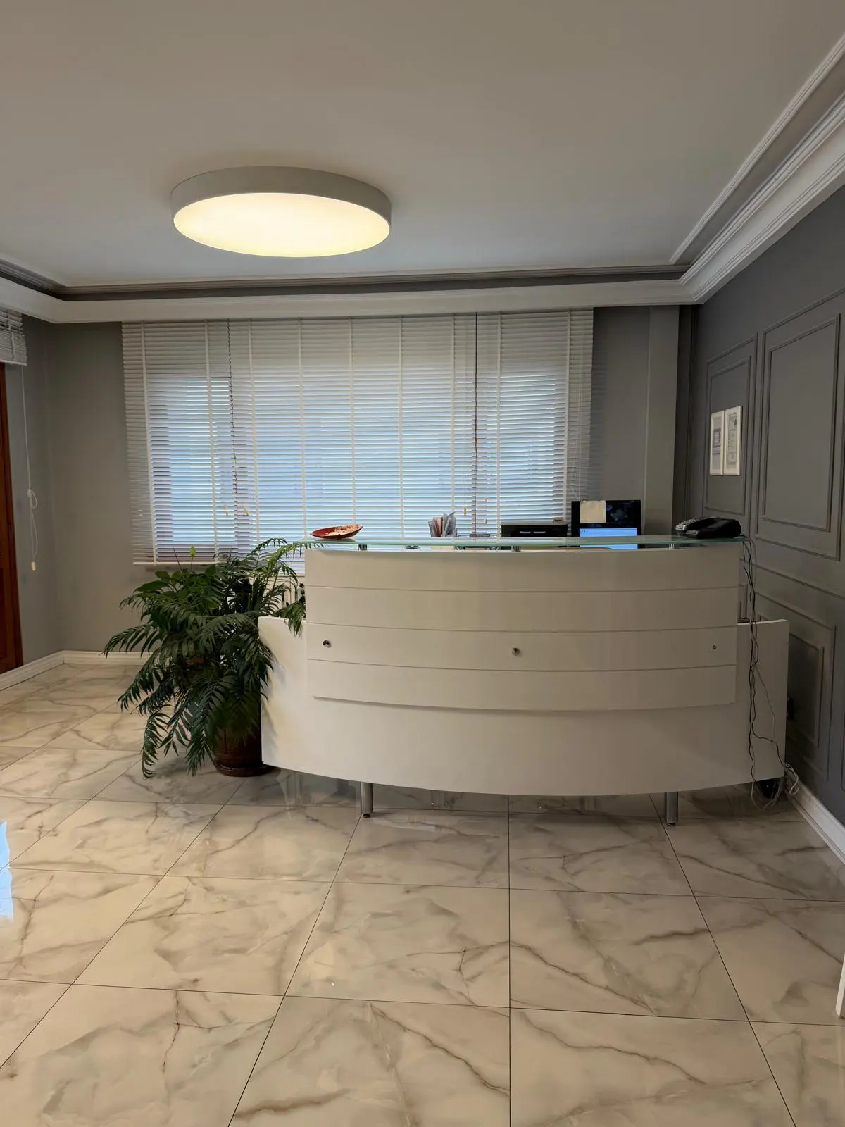 Clinic-provided photograph of Dr Şükran Sarıgül Güdük