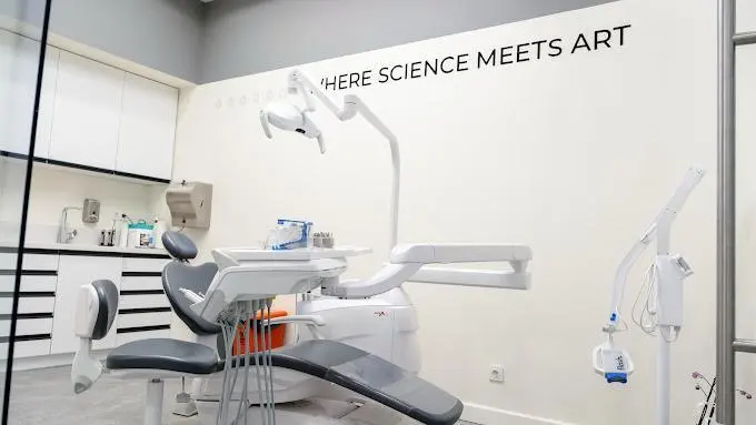 Von der Klinik bereitgestelltes Foto von İkon Başakşehir Zahnklinik