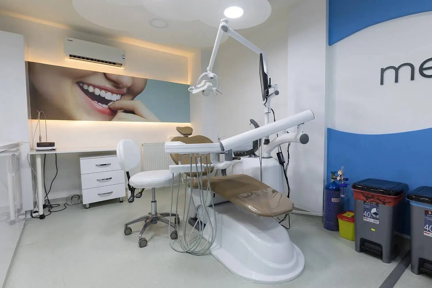 Clinic-provided photograph of Megadent Dental Clinic