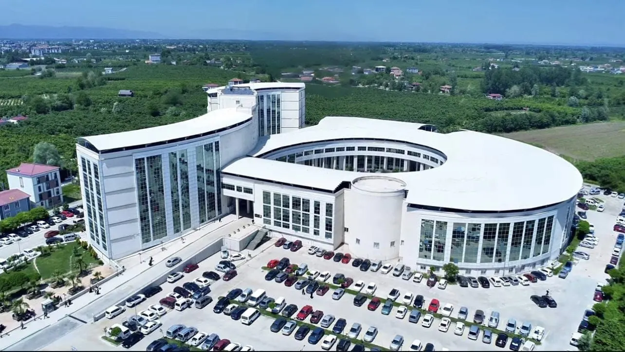 Von der Klinik bereitgestelltes Foto von Staatliches Krankenhaus Çarşamba