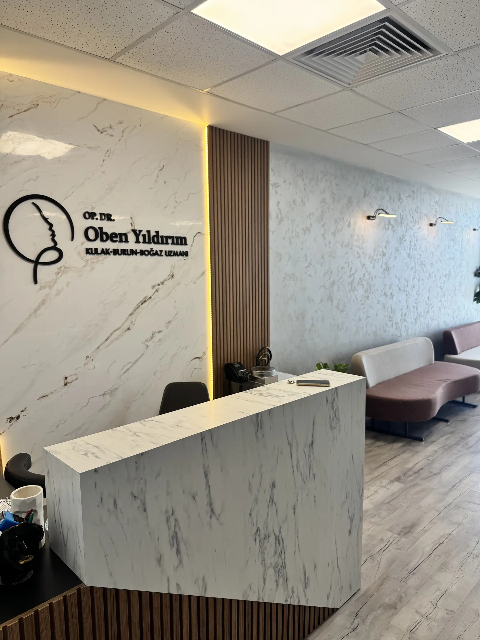 Clinic-provided photograph of Dr Oben Yıldırım