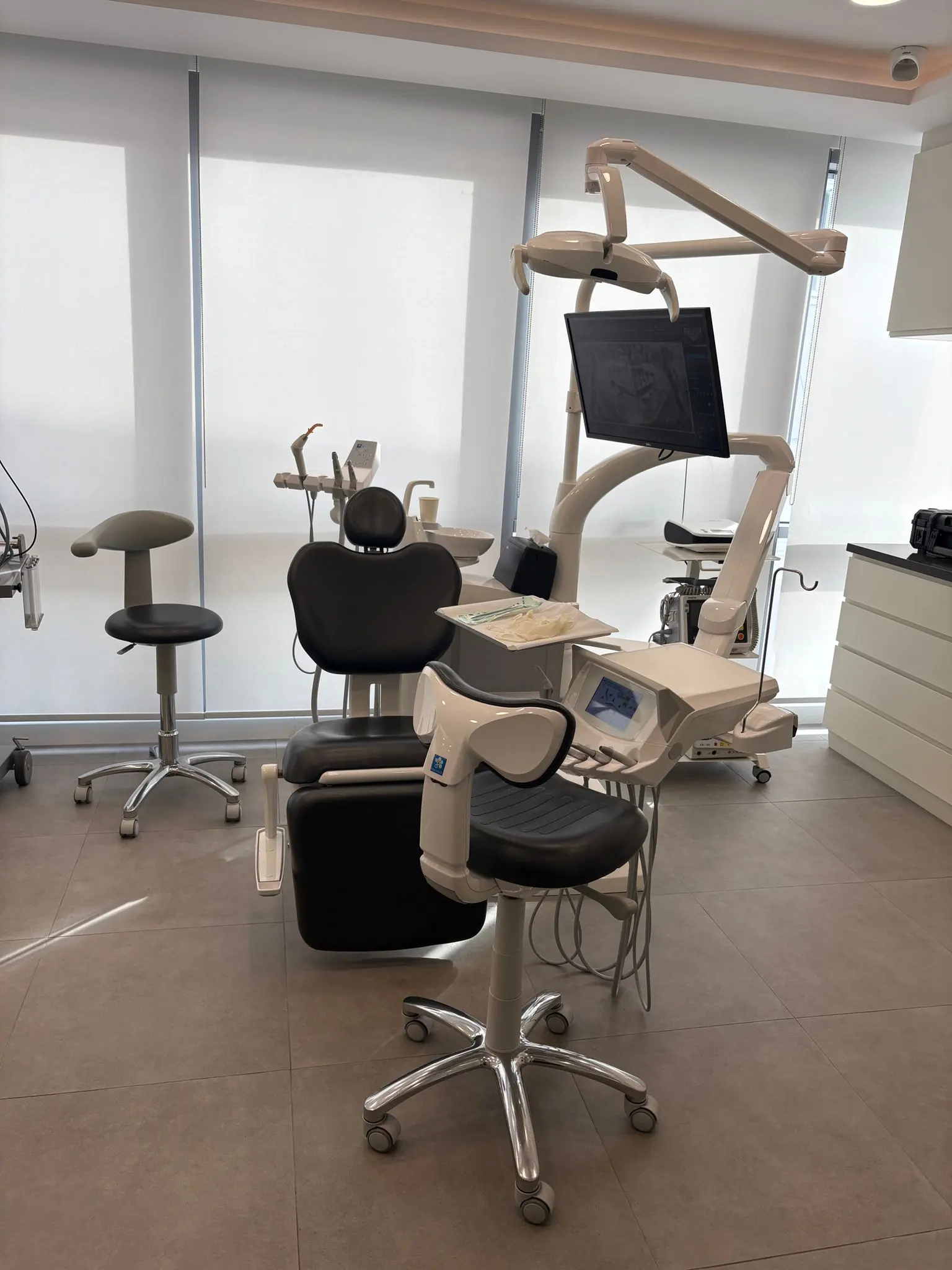 Clinic-provided photograph of Assoc. Prof. Dr Erol Cansız