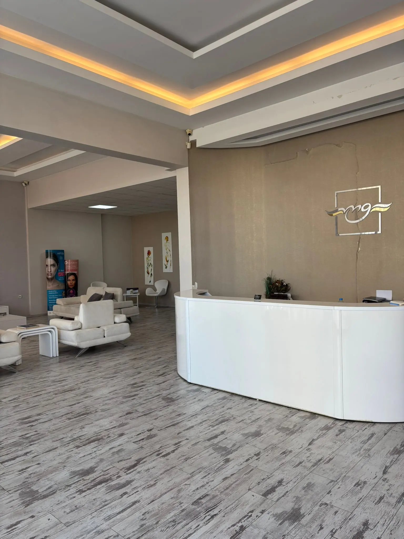 Clinic-provided photograph of Dr Mehmet Güşen