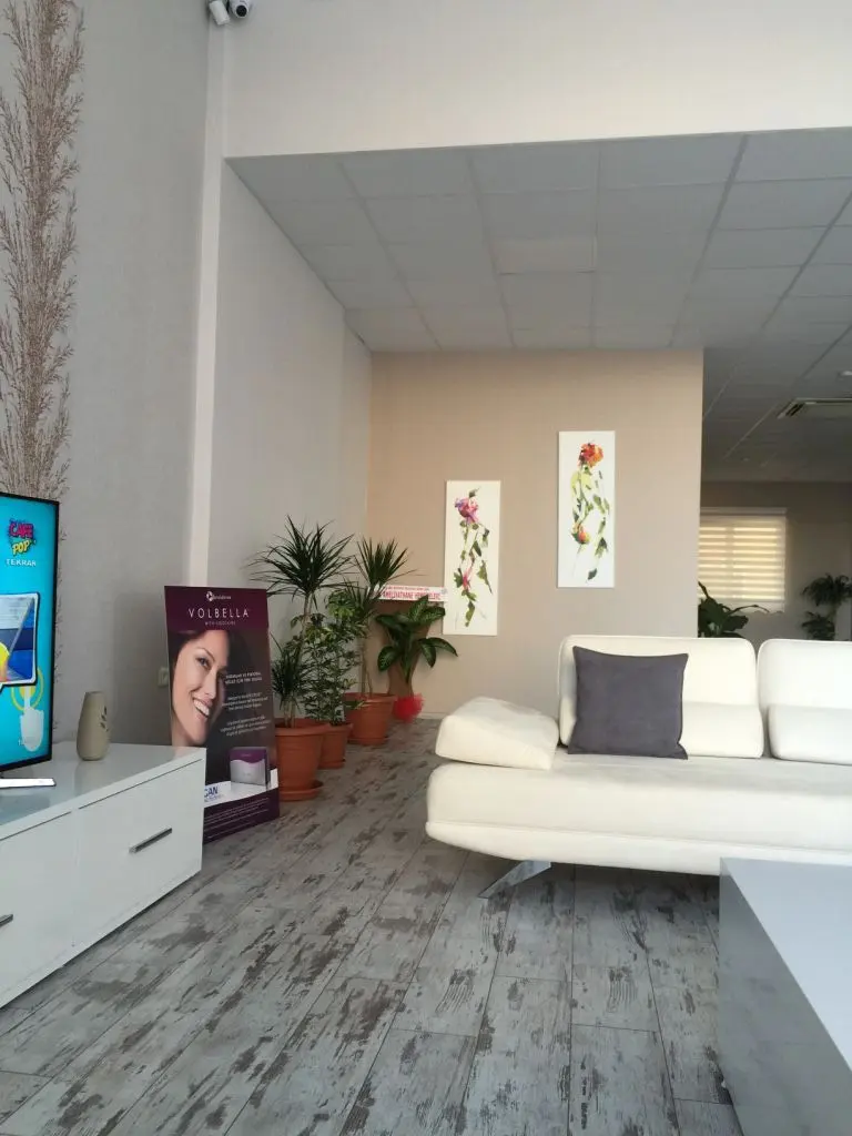 Clinic-provided photograph of Dr Mehmet Güşen