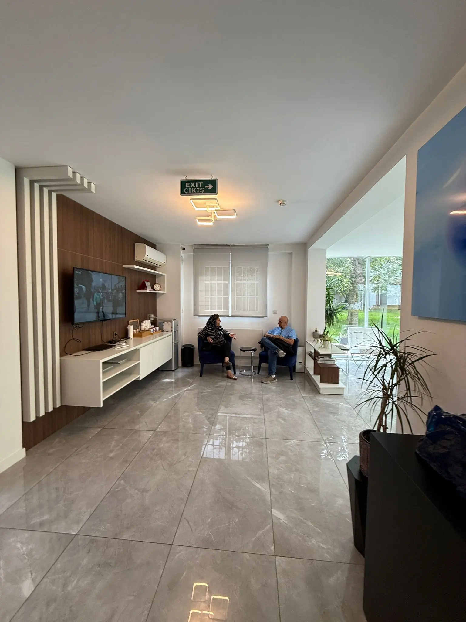 Clinic-provided photograph of Alana Clinic
