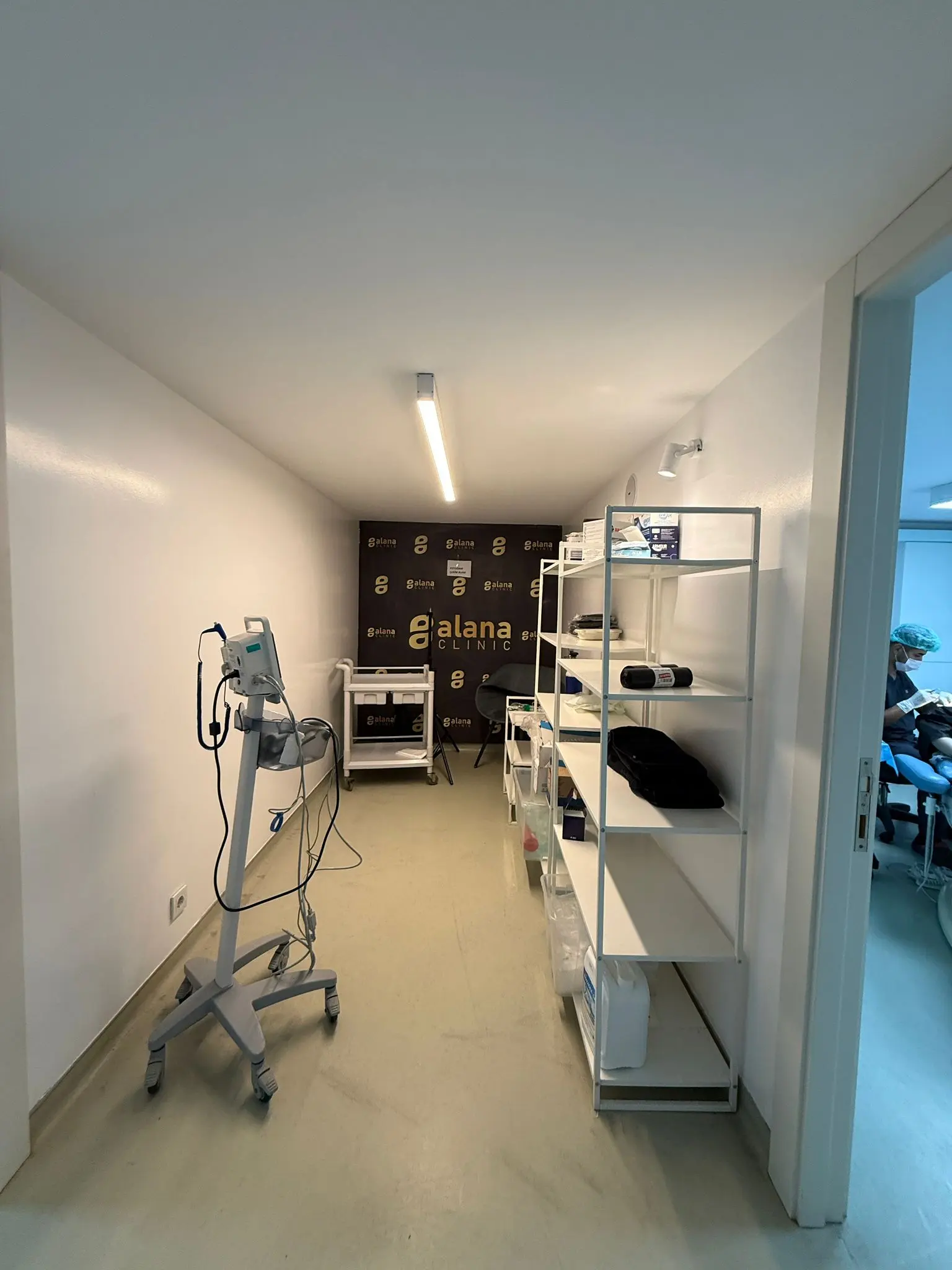 Clinic-provided photograph of Alana Clinic
