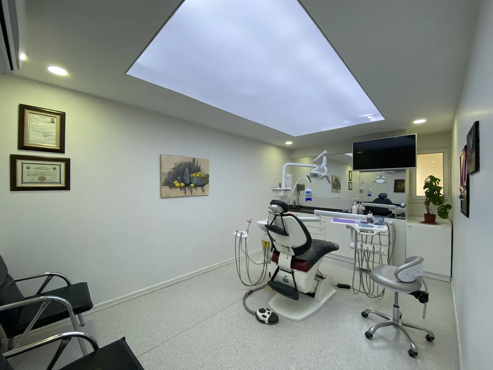 Clinic-provided photograph of Dr Zabit Oğan