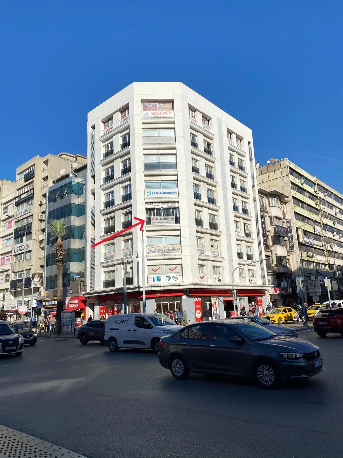 Clinic-provided photograph of Dr Zabit Oğan