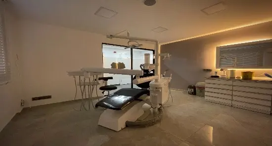 Von der Klinik bereitgestelltes Foto von Egedentin Zahnklinik