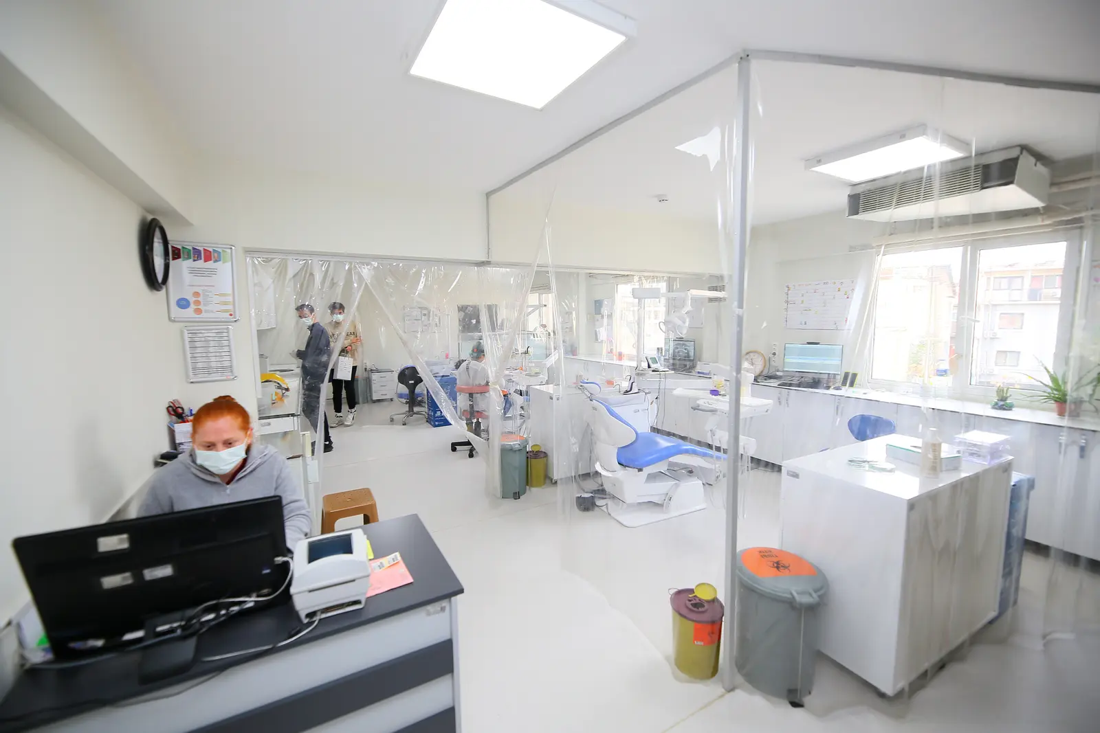 Clinic-provided photograph of Izmir Dental Hospital