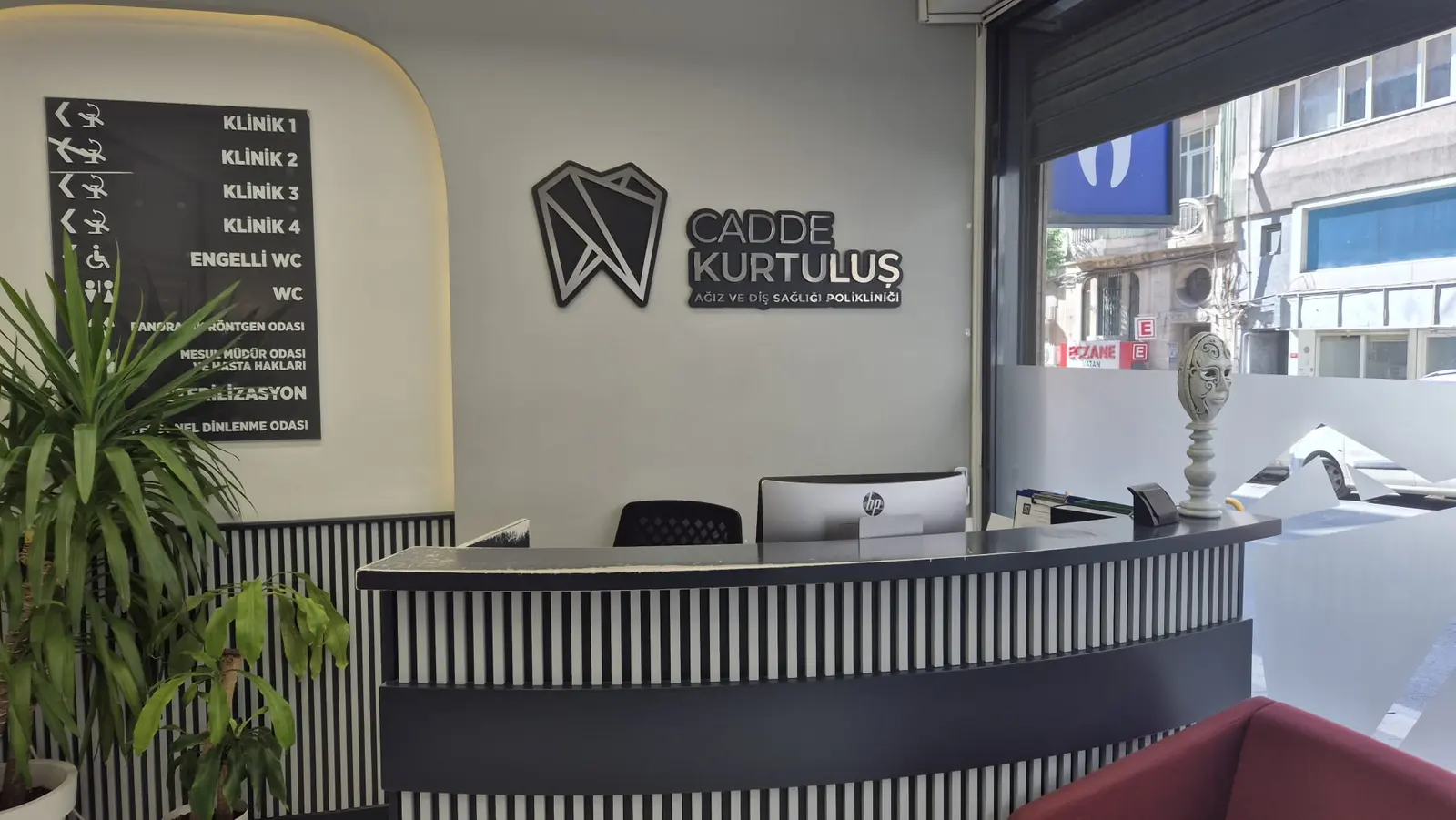Clinic-provided photograph of Cadde Kurtuluş Dental Clinic