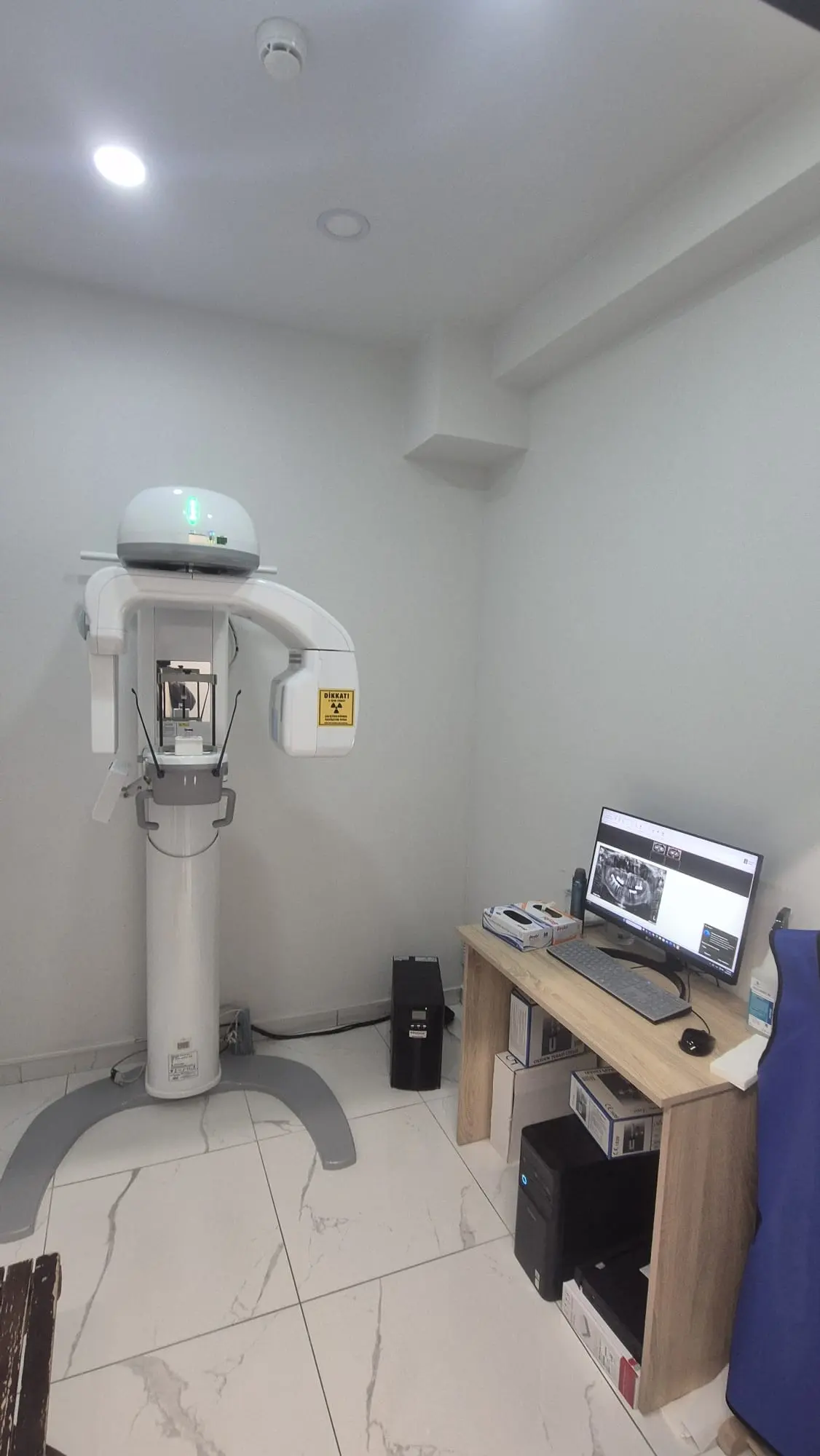 Clinic-provided photograph of Cadde Kurtuluş Dental Clinic