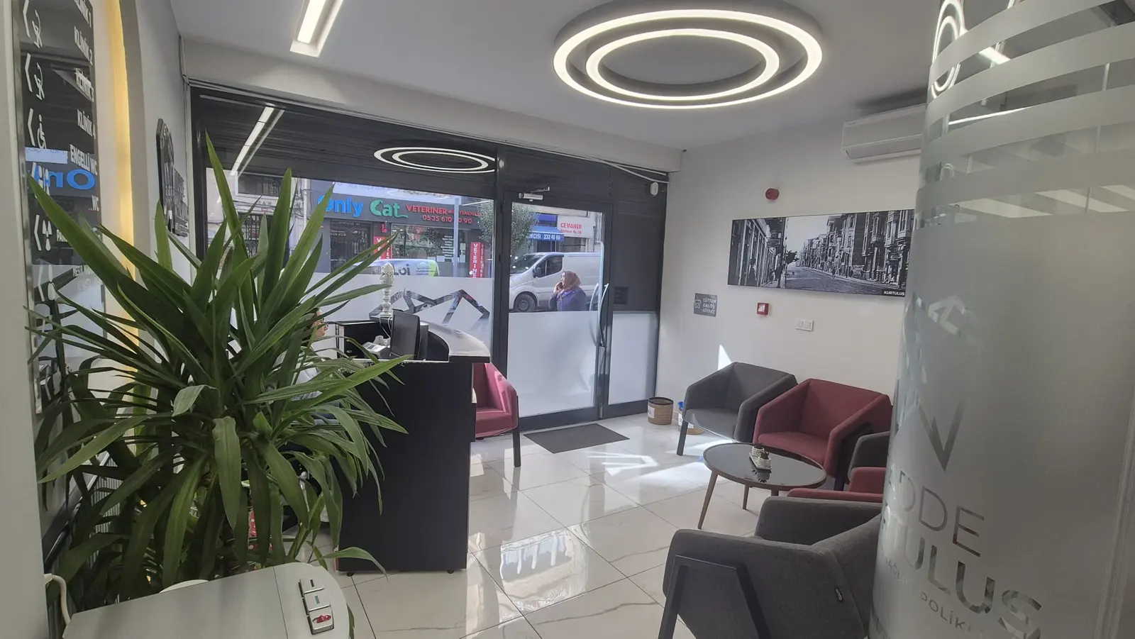 Clinic-provided photograph of Cadde Kurtuluş Dental Clinic