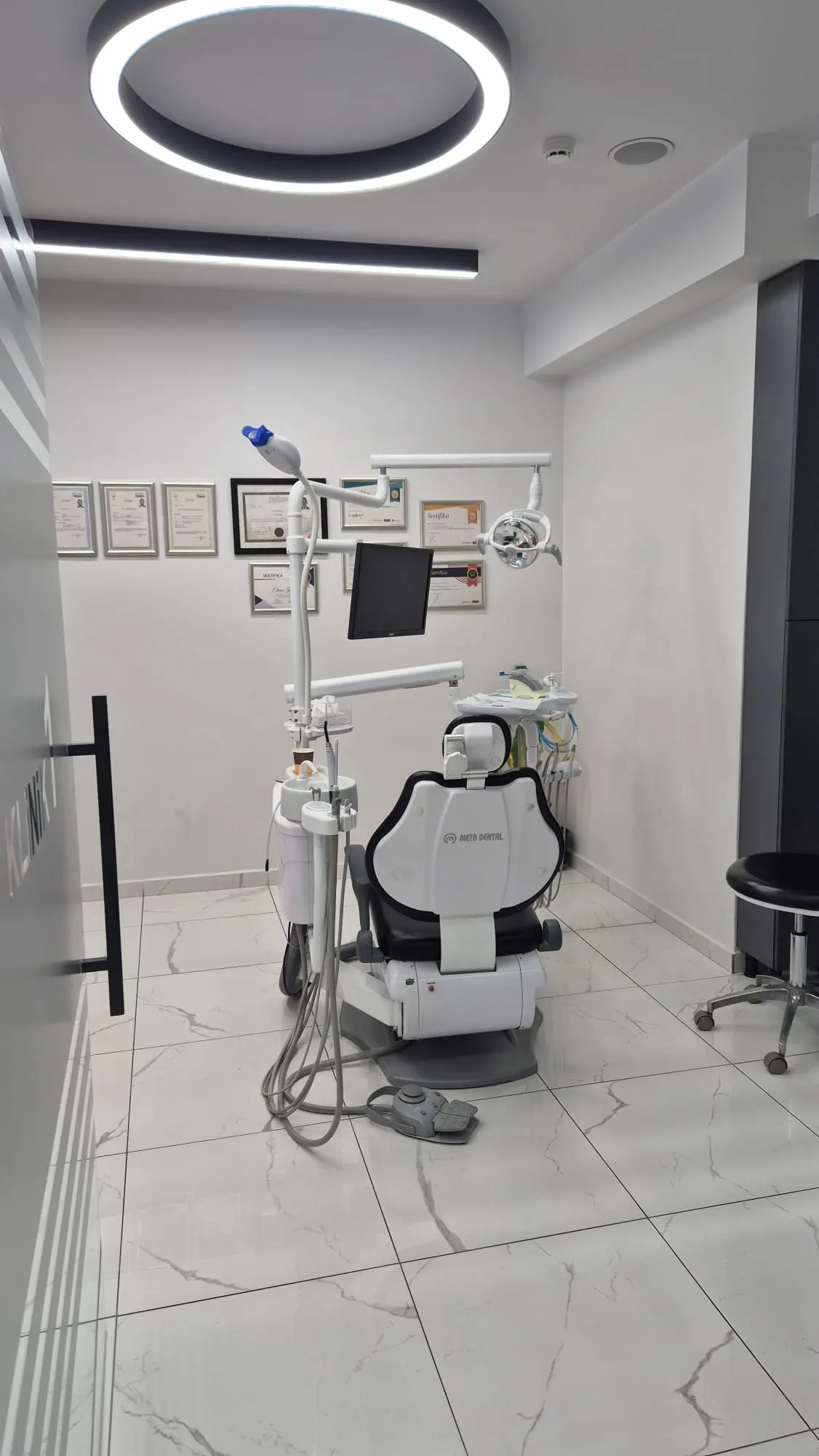 Clinic-provided photograph of Cadde Kurtuluş Dental Clinic