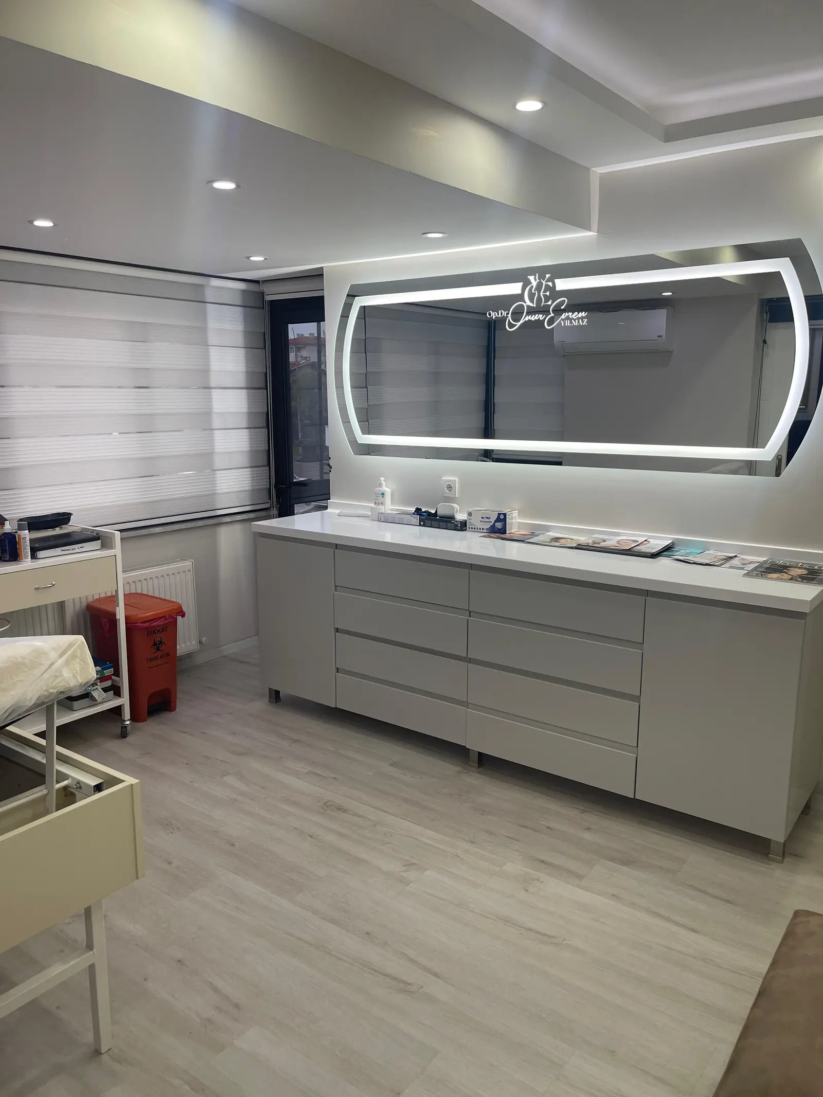 Clinic-provided photograph of Dr Onur Evren Yılmaz