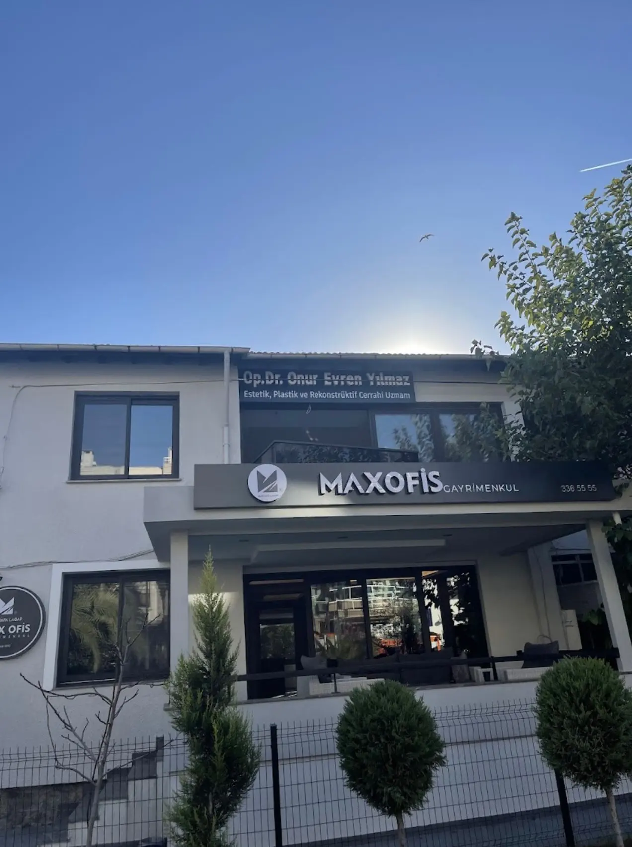 Clinic-provided photograph of Dr Onur Evren Yılmaz