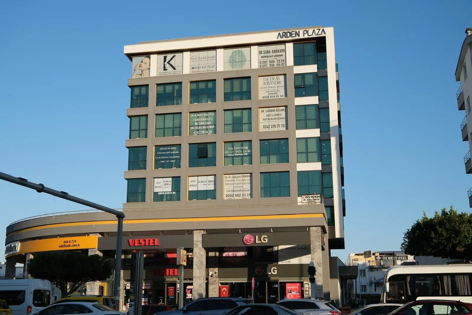 Clinic-provided photograph of Dr Eray Bayındır