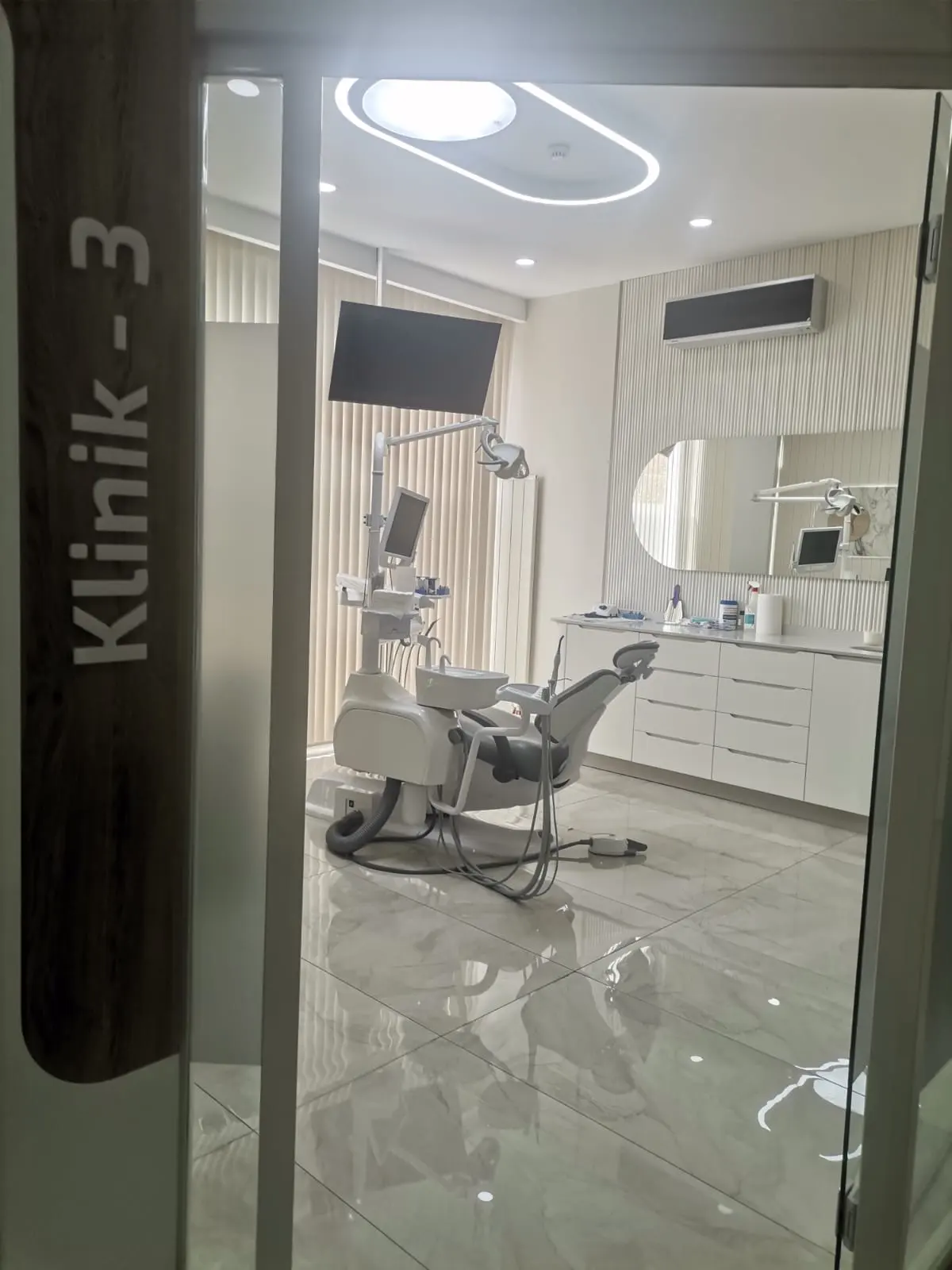Von der Klinik bereitgestelltes Foto von Dent Akdeniz Şifa Büyükçekmece
