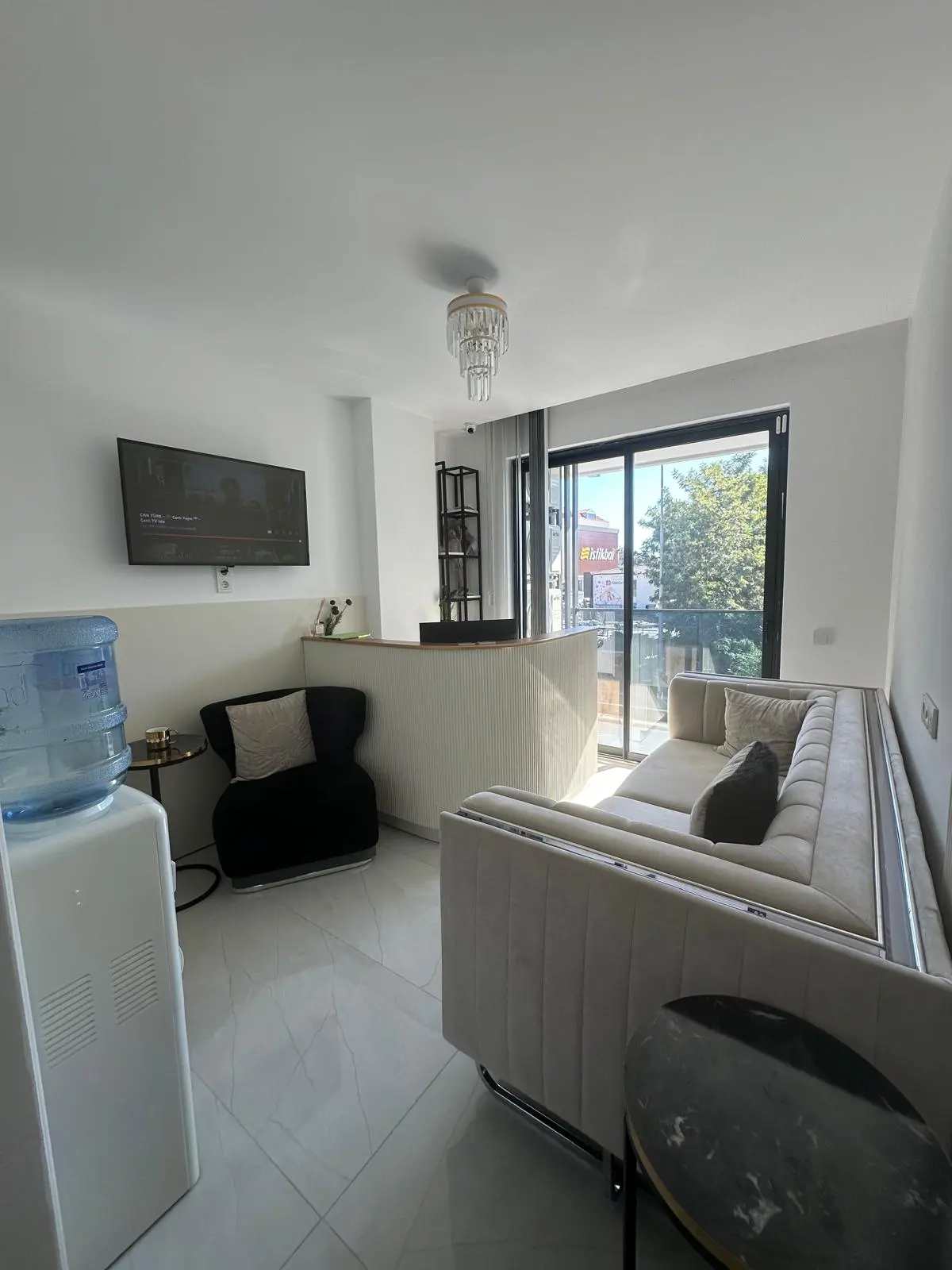 Clinic-provided photograph of Dr Zeynep İrem Sezer