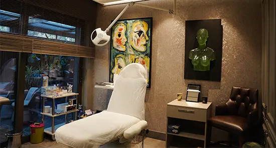Clinic-provided photograph of Dr Güncel Öztürk