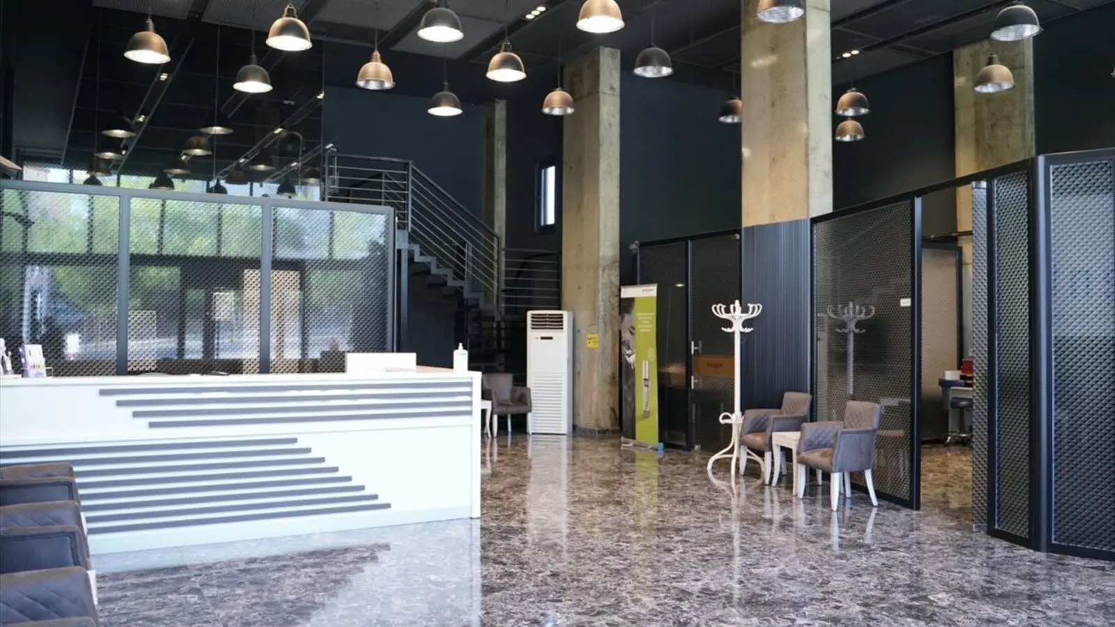 Von der Klinik bereitgestelltes Foto von Dentacenter Kurtköy Zahnklinik