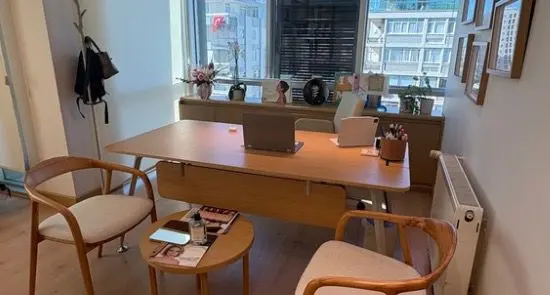 Von der Klinik bereitgestelltes Foto von Dr. Zeynep Karabucak