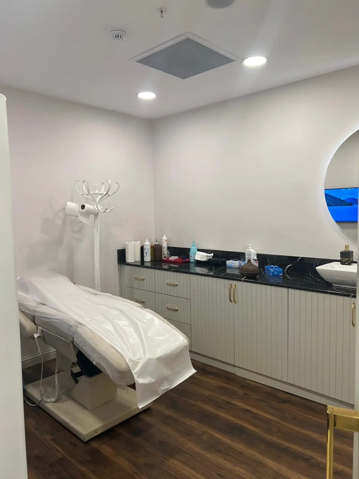 Clinic-provided photograph of Dr Muhsin Balaban