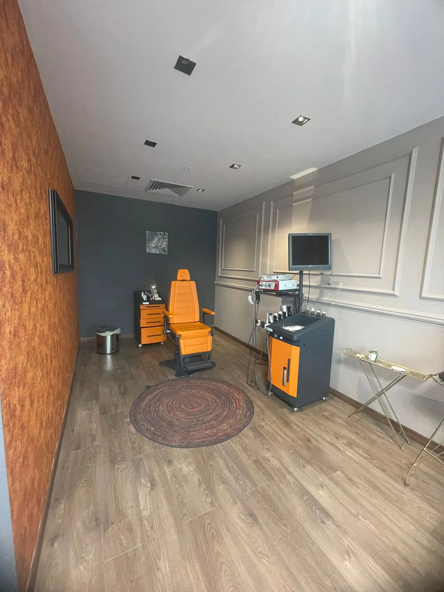 Clinic-provided photograph of Dr Tuğba Öktemer (Koçak)