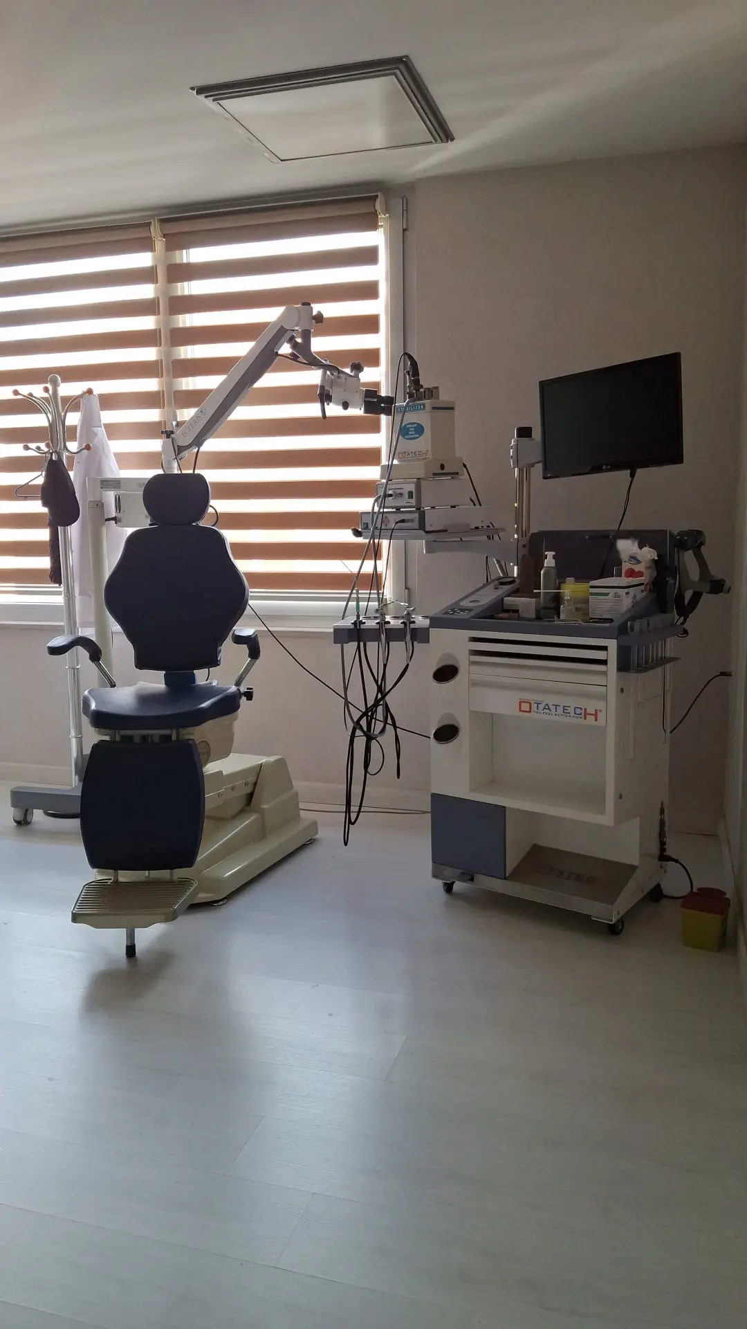 Clinic-provided photograph of Assoc. Prof. Dr Murat Enöz