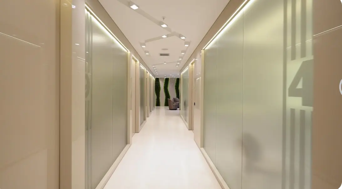 Clinic-provided photograph of Prof. Dr Önder Tan