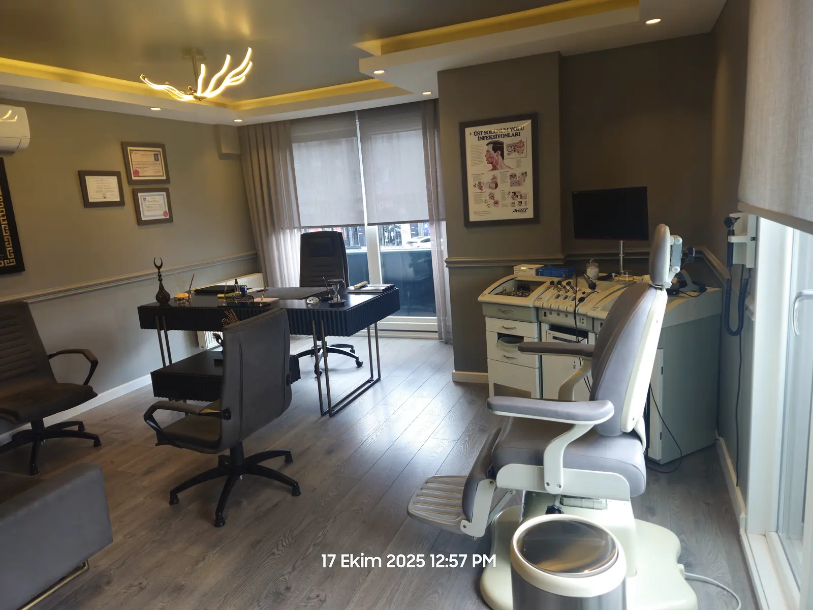 Clinic-provided photograph of Dr Rahmi Özcelep