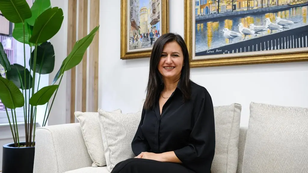 Von der Klinik bereitgestelltes Foto von Dr. Deniz Ikbal İlhan