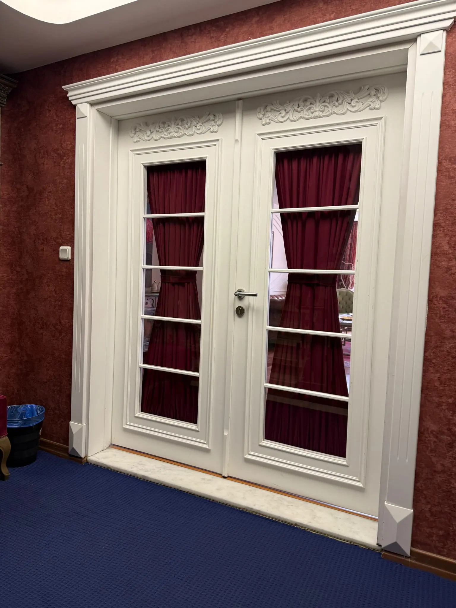 Clinic-provided photograph of Prof. Dr Orhan Babucçu