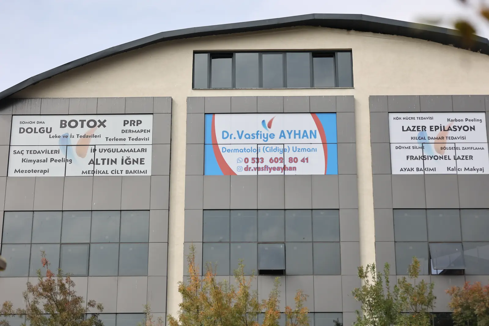 Von der Klinik bereitgestelltes Foto von Dr. Vasfiye Ayhan
