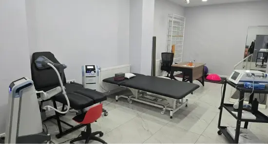Clinic-provided photograph of Assoc. Prof. Dr Özgür Karakoyun