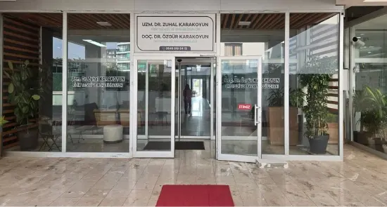 Clinic-provided photograph of Assoc. Prof. Dr Özgür Karakoyun