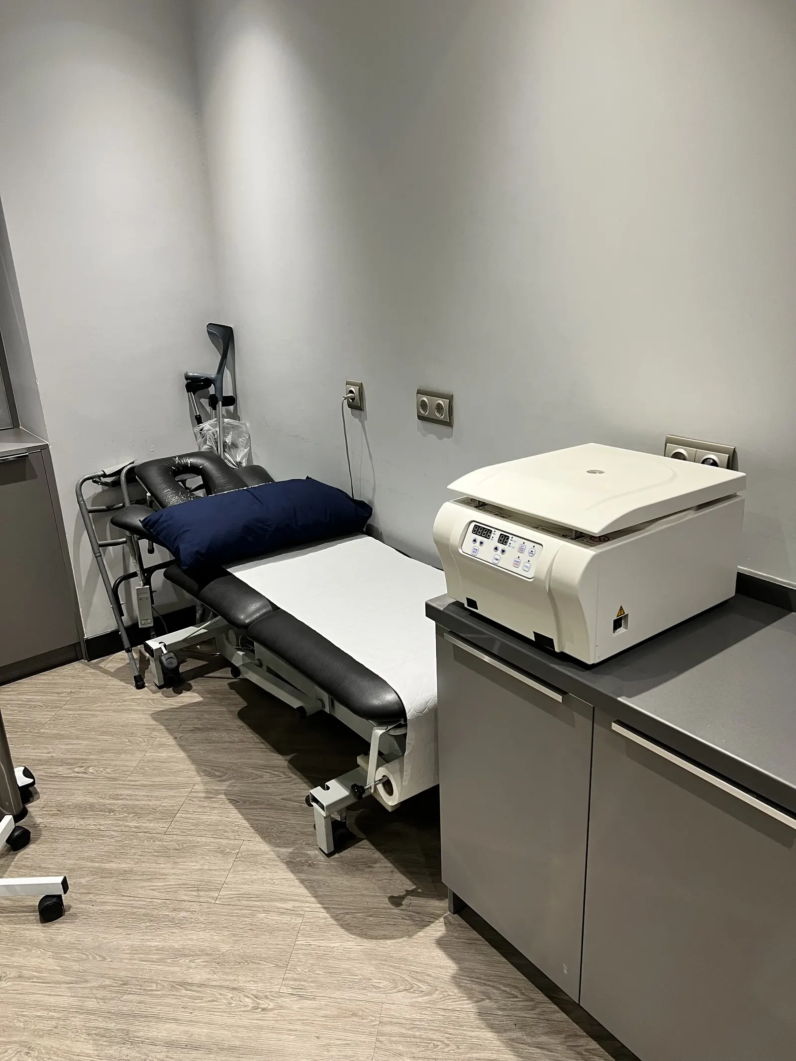 Clinic-provided photograph of Dr Hilmi Karadeniz