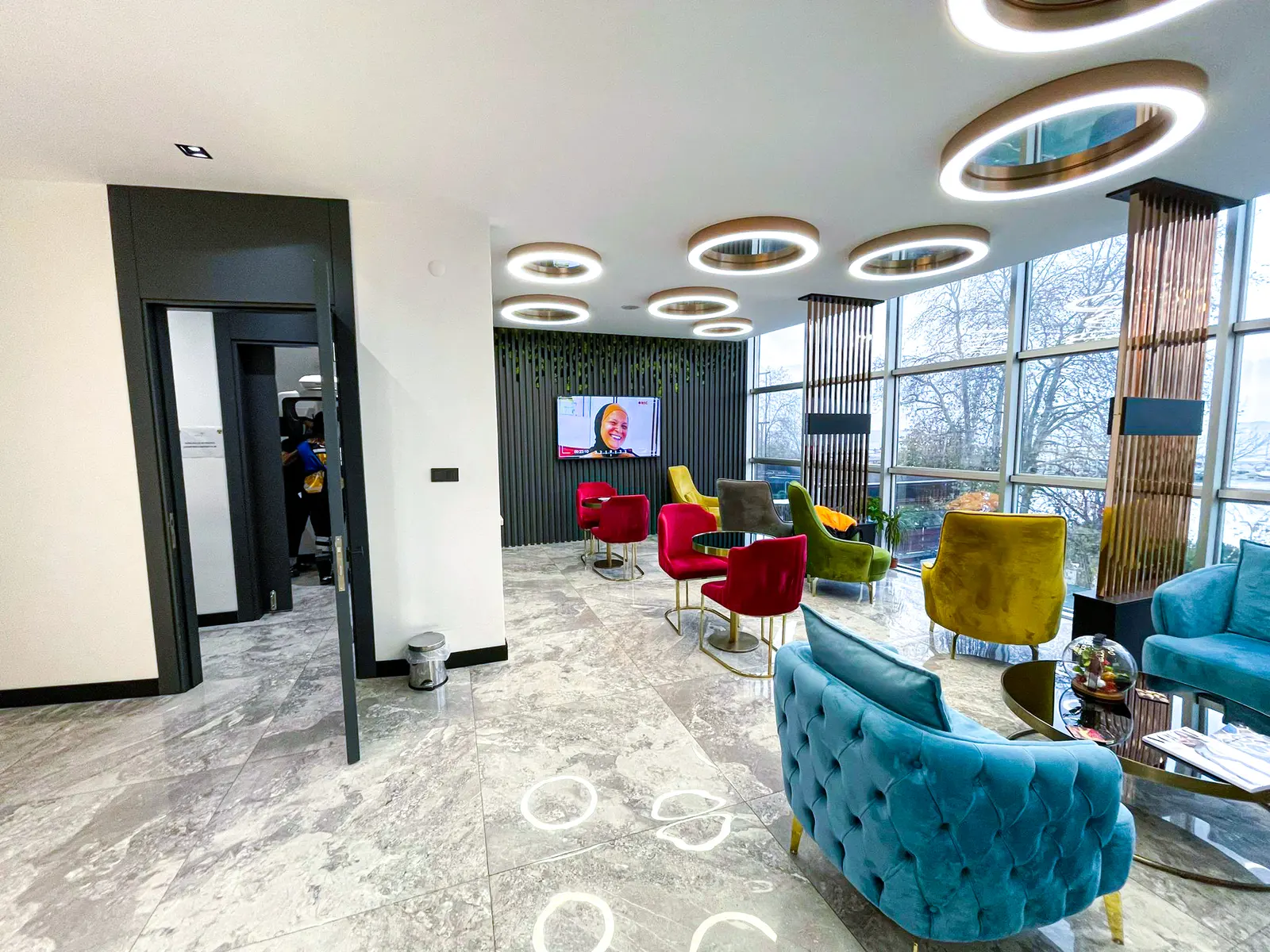 Clinic-provided photograph of Yalova Dental Park