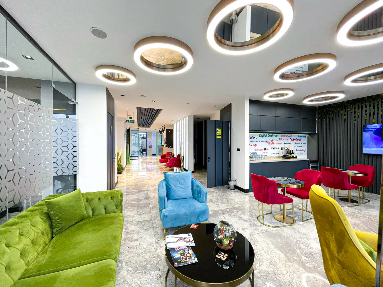 Clinic-provided photograph of Yalova Dental Park