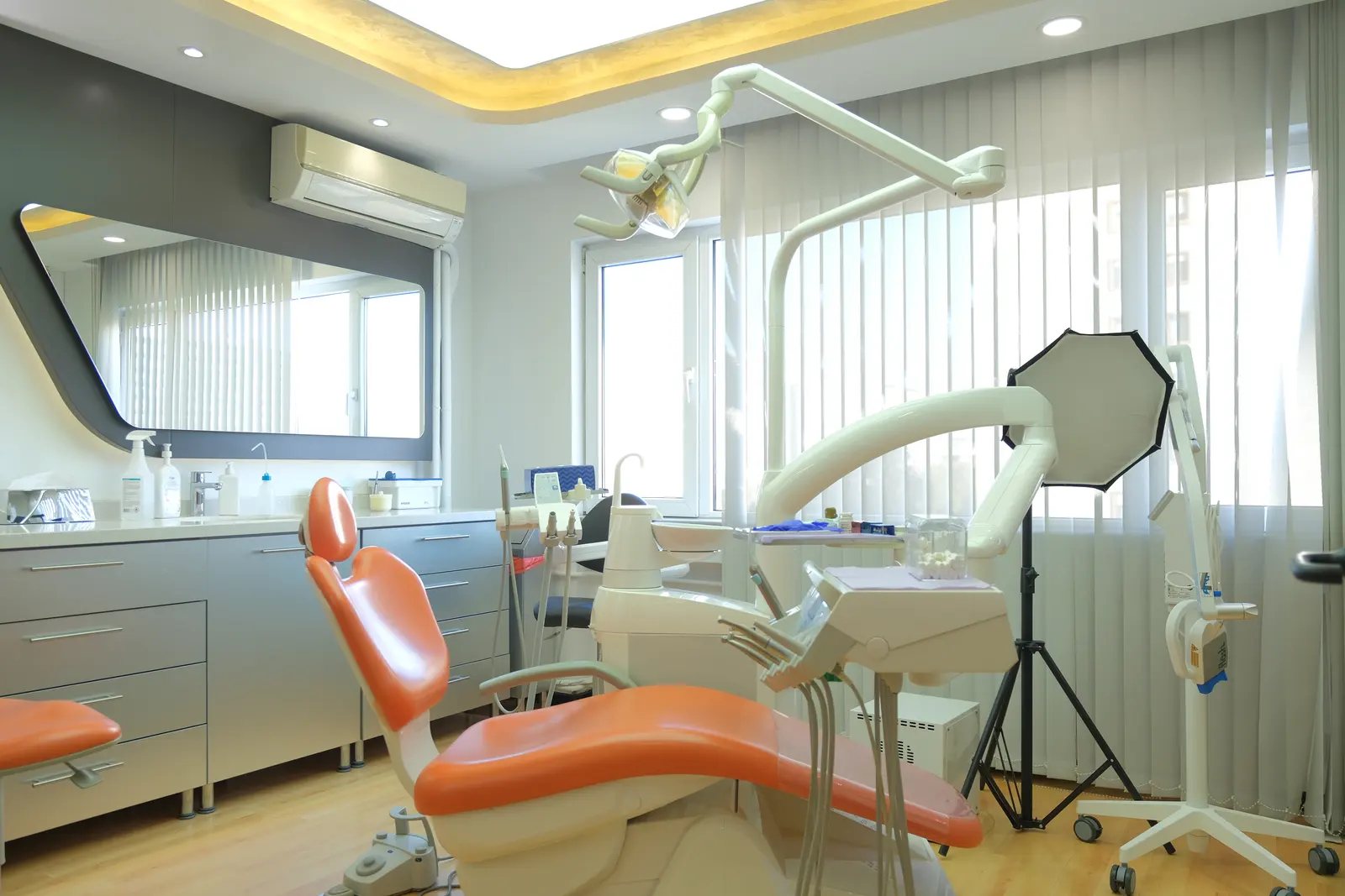 Clinic-provided photograph of Berge Dental Clinic