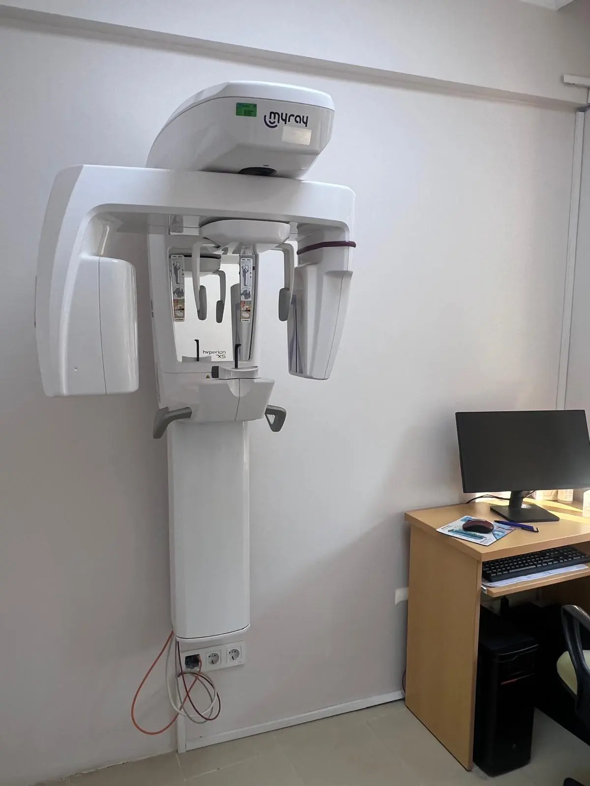 Clinic-provided photograph of Dr Şeküre Sandal