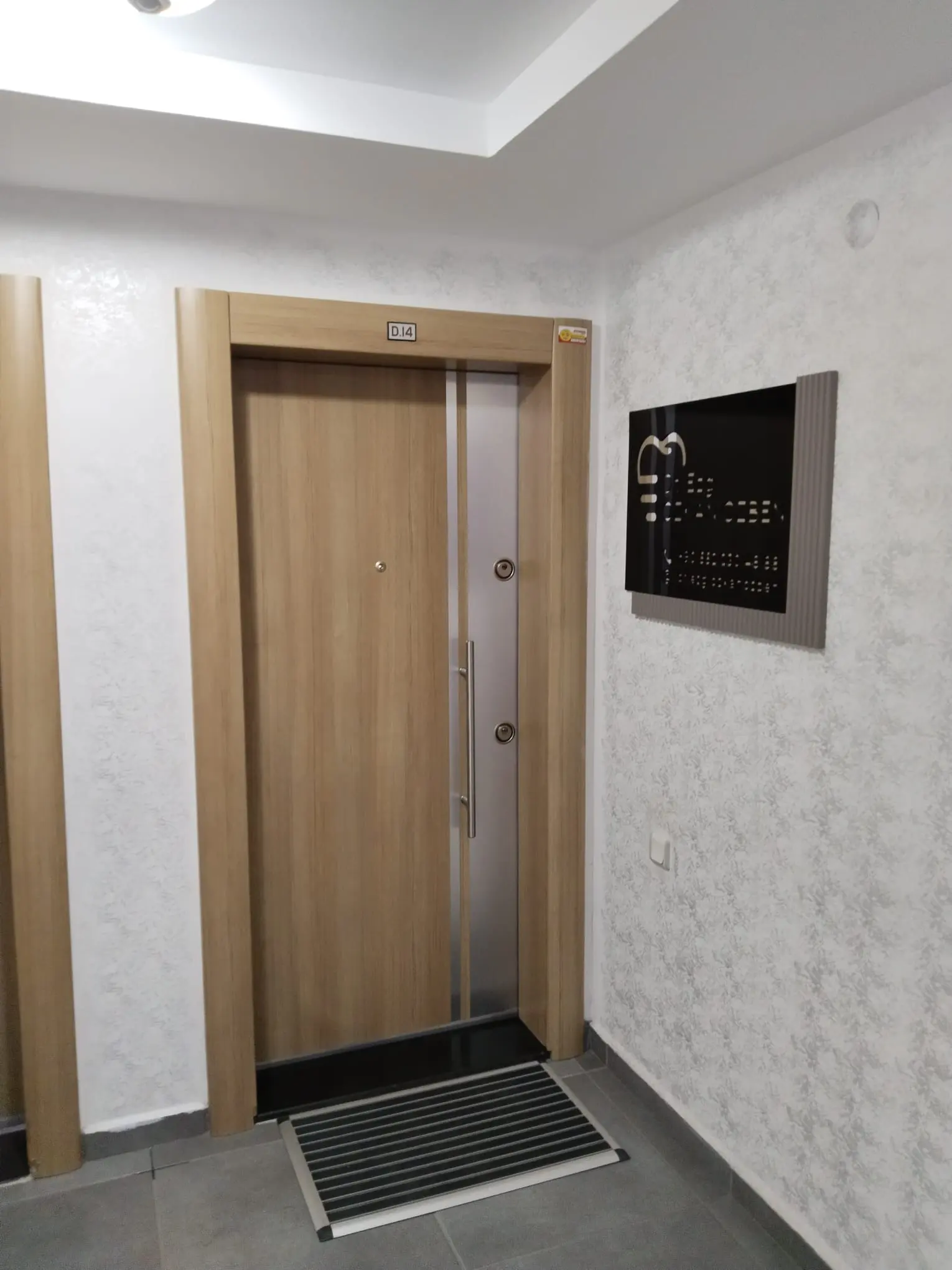 Clinic-provided photograph of Dr Ezgi Özkan Özben
