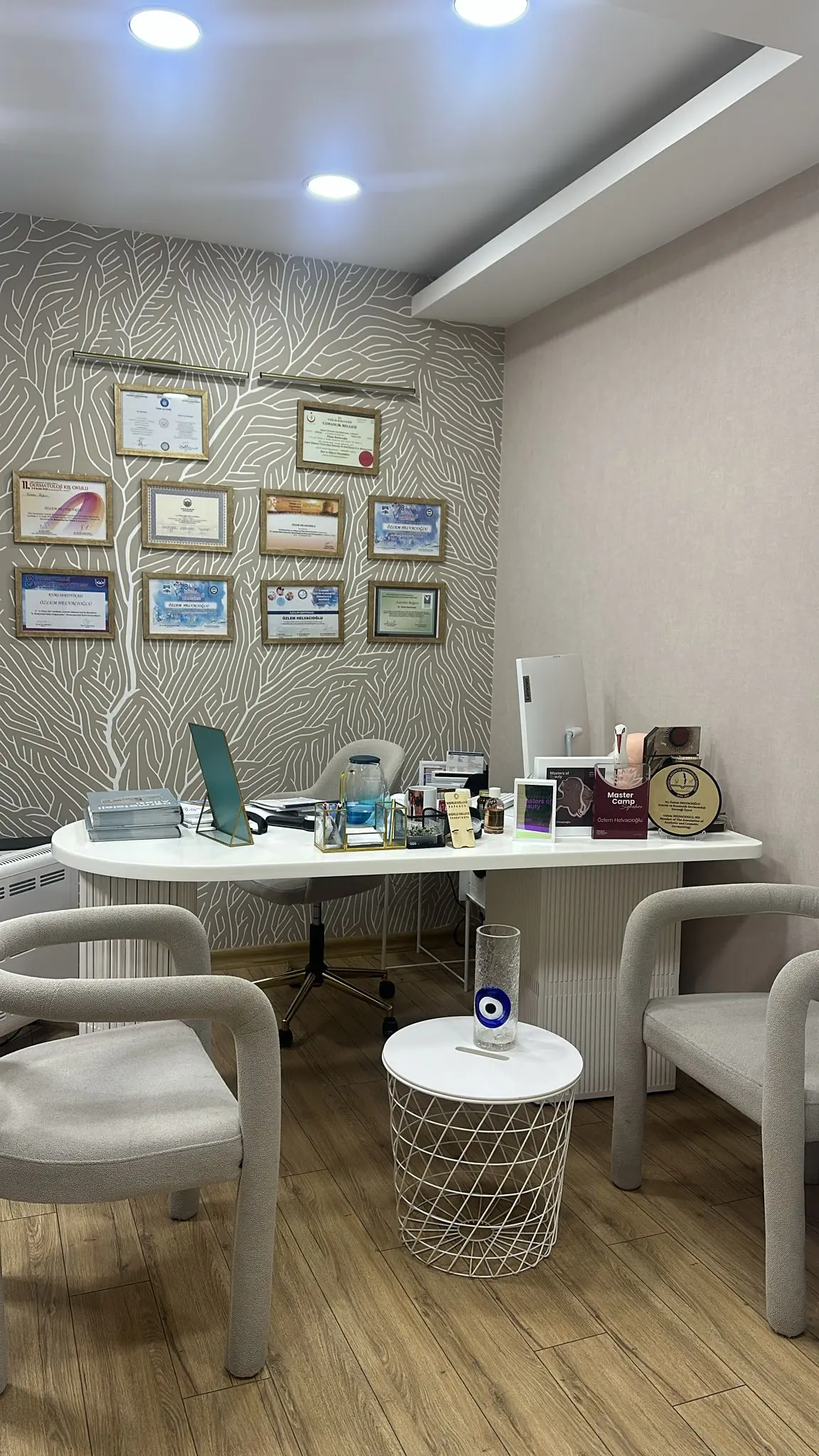Clinic-provided photograph of Dr Özlem Helvacıoğlu