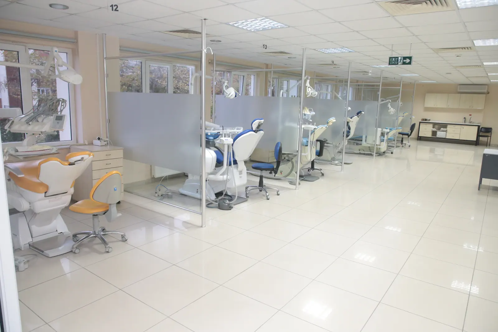 Clinic-provided photograph of Isparta Süleyman Demirel University Dental Hospital