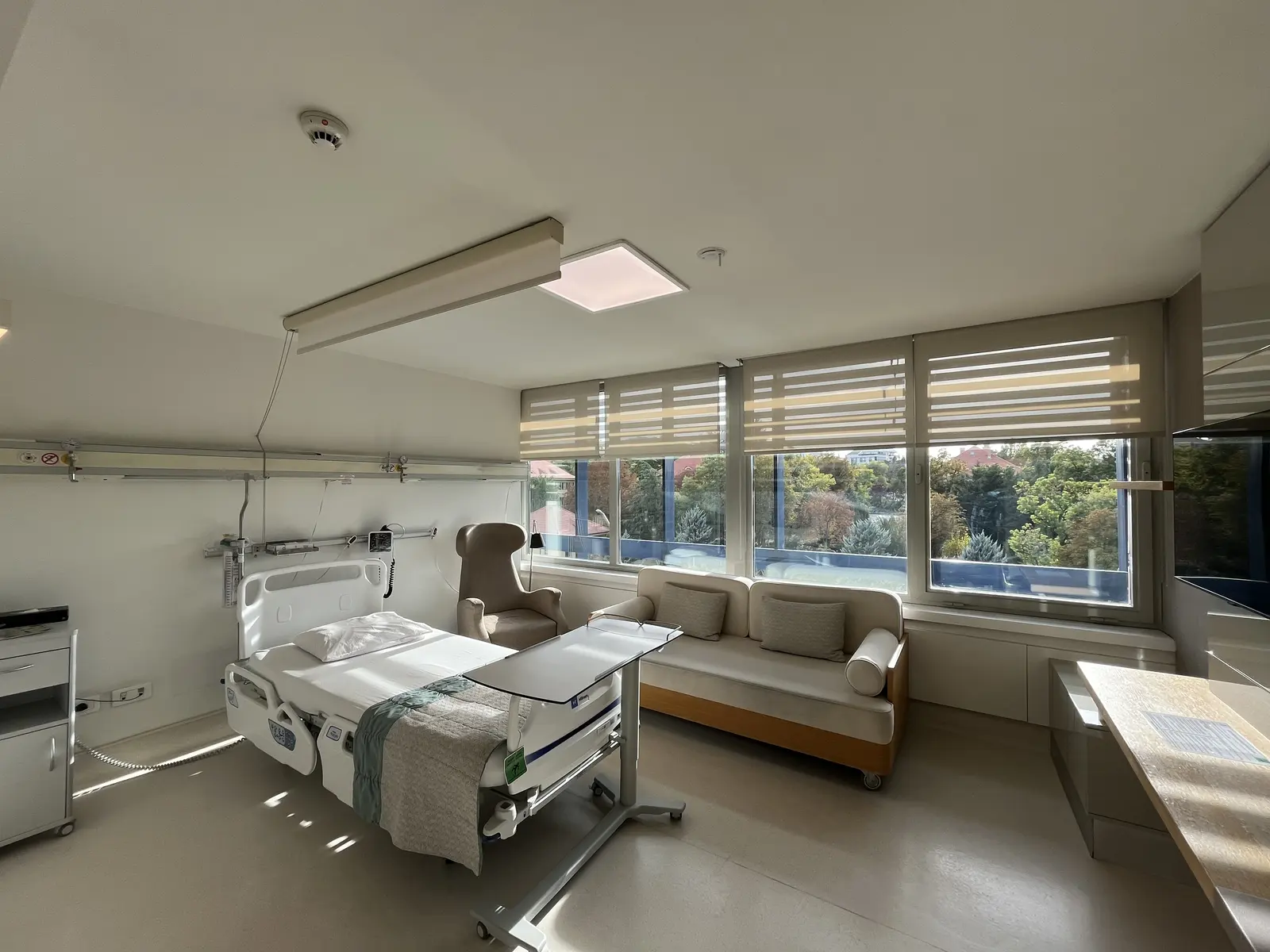 Clinic-provided photograph of Acıbadem Bayındır Kavaklıdere Hospital