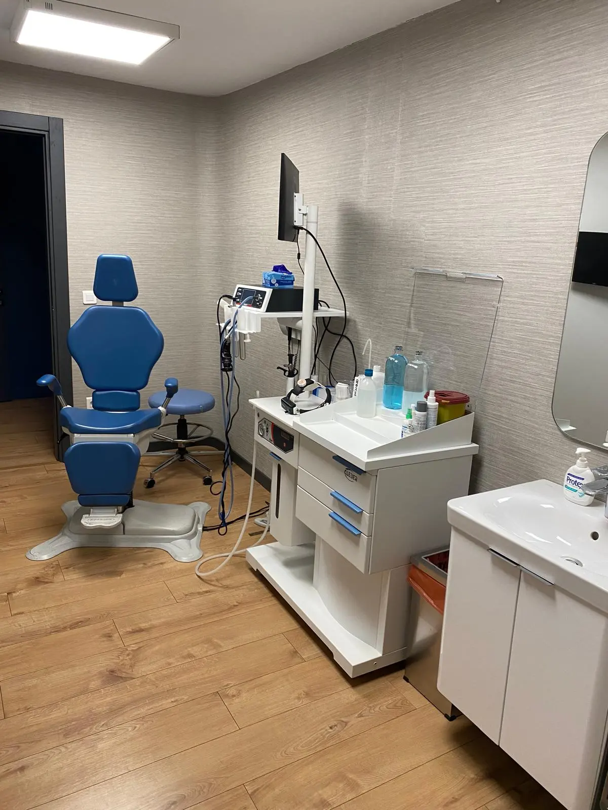 Clinic-provided photograph of Prof. Dr Gediz Murat Serin
