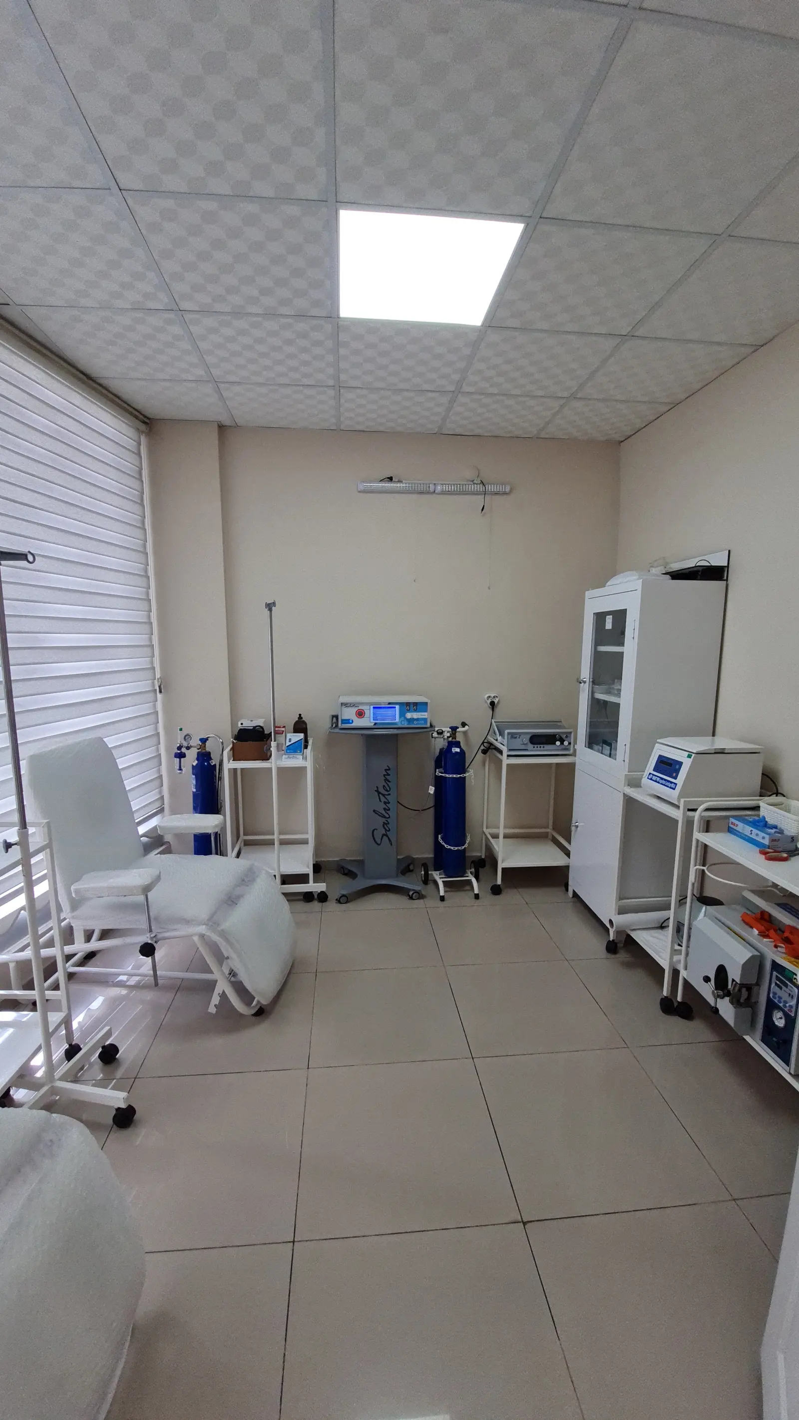 Clinic-provided photograph of Dr Mehmet Özkent