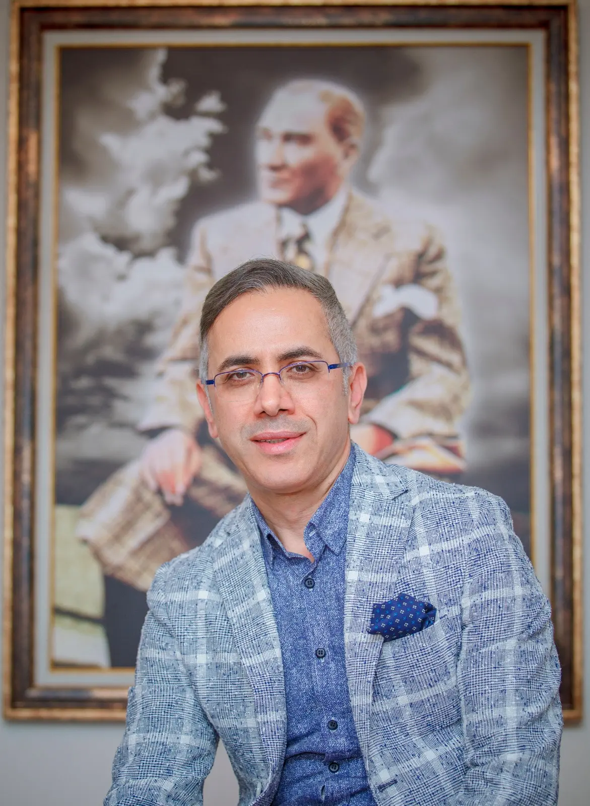 Clinic-provided photograph of Prof. Dr Serdar Öztürk