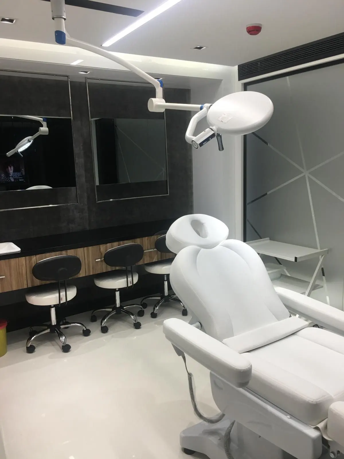 Clinic-provided photograph of Elix Clinic