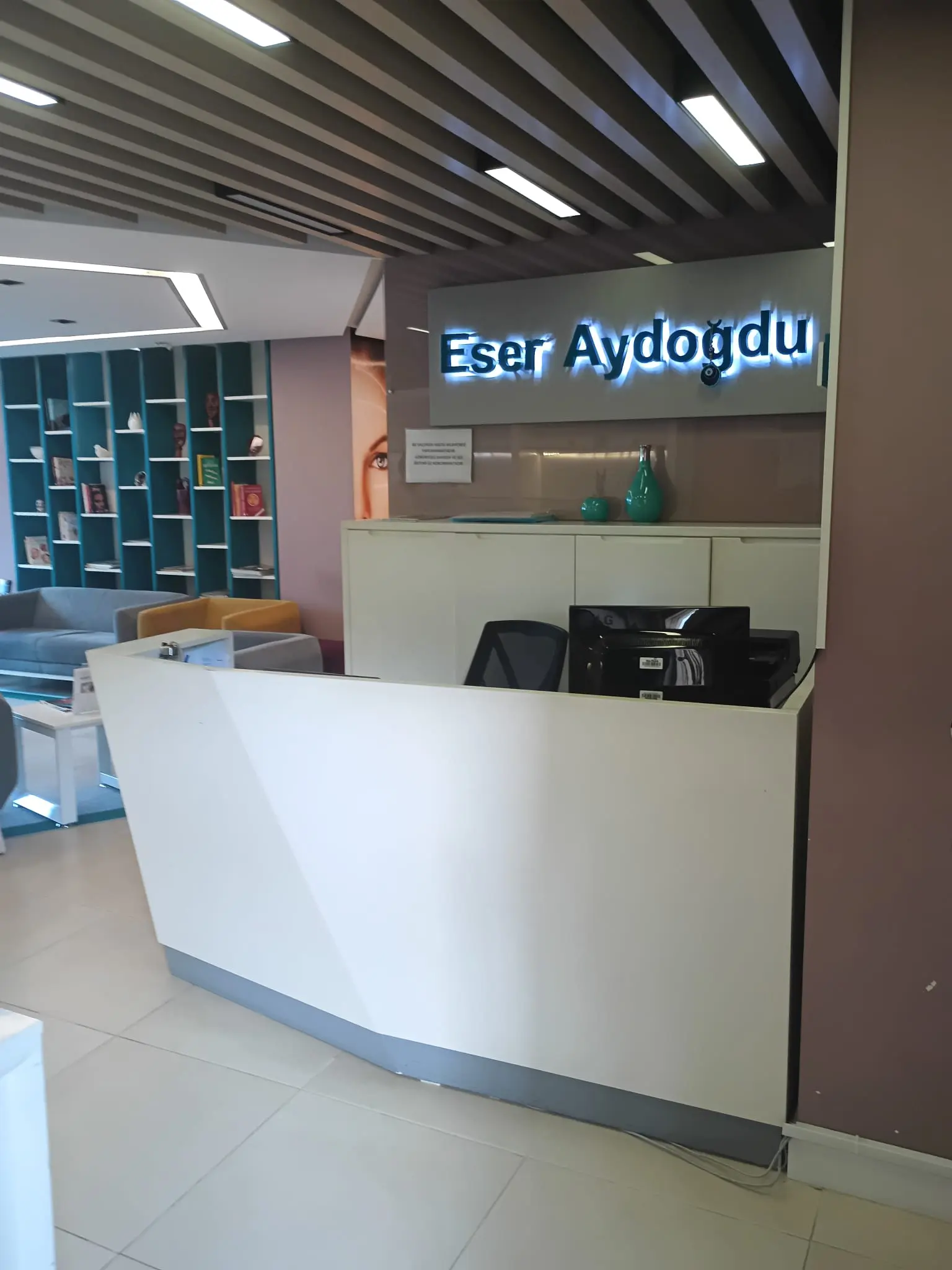 Clinic-provided photograph of Dr Eser Aydoğdu